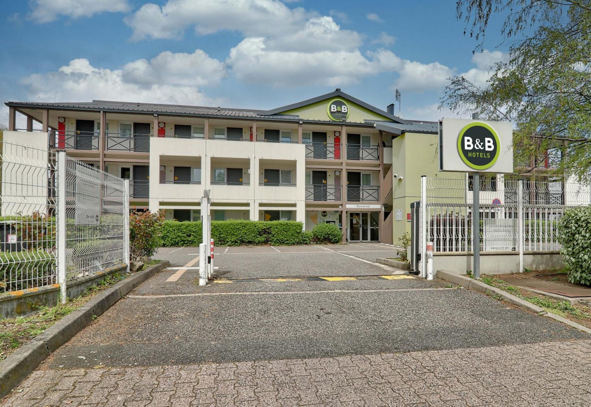 B&B Hotel Clermont-Ferrand Le Brezet Aeroport Екстериор снимка